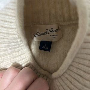 Women cream sweater mock neck